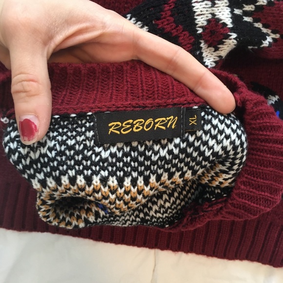 Reborn womens Icelandic style sweater red XL small fit. 3/4 sleeve 2/50💕 - Picture 4 of 6